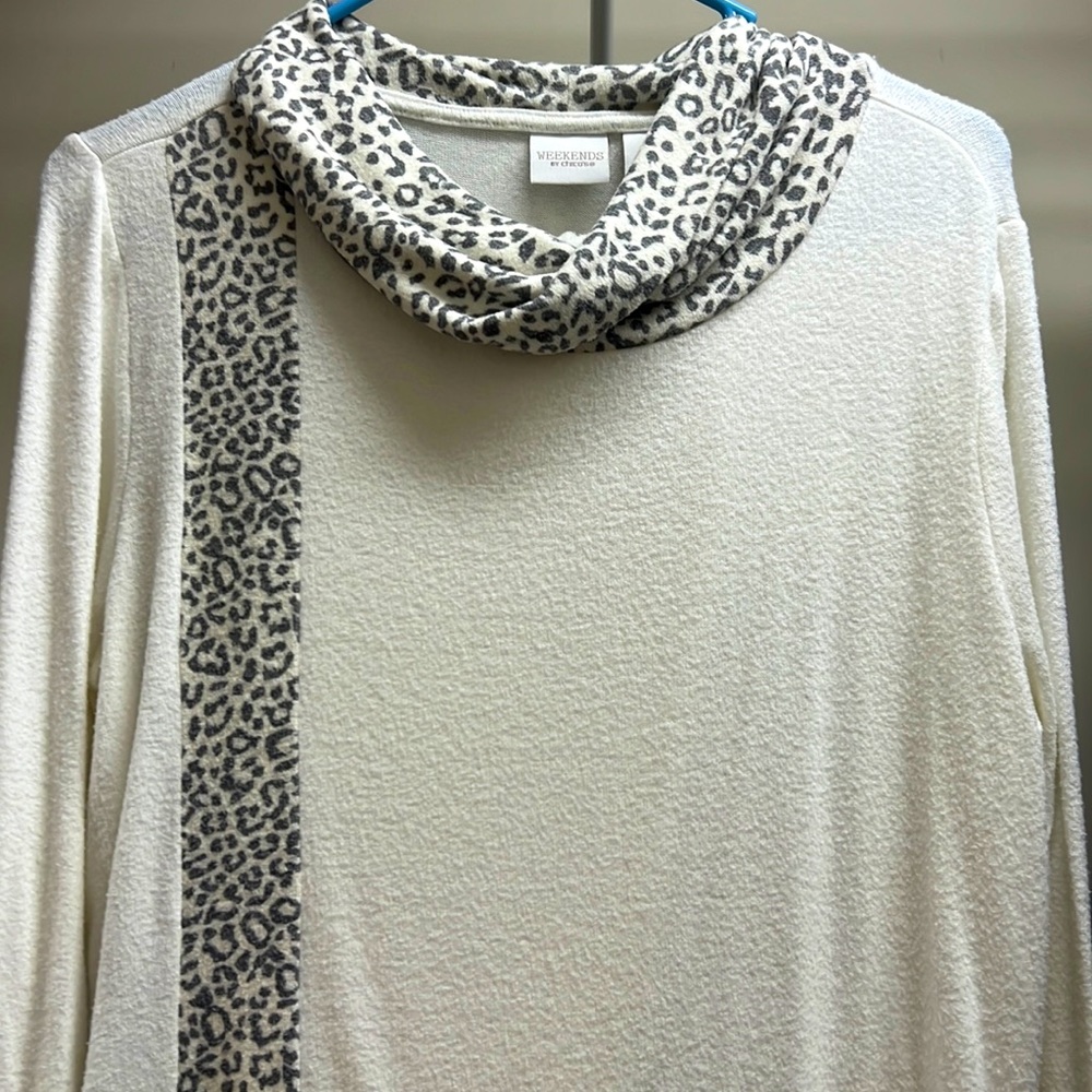 Chicos 2 Piece - image 1